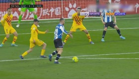 巴塞罗那队西甲意外冷门，费兰·托雷斯独挑大梁梅开二度